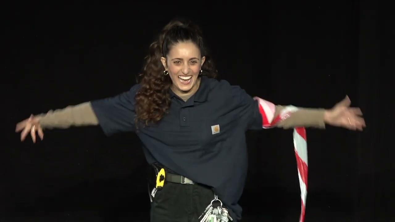 דנה עבודי - זכתה במקום ה 3 בתחרות המלגות מיוזמתה ותרומתה של שוש כרמל בסטודיו למשחר יורם לוינשטיין