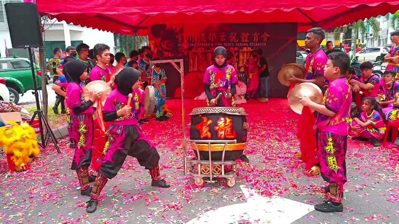 “Perfectly executed” – 1 Malaysia Lion Dance Performance in Puchong Receives Major Praise from Msia