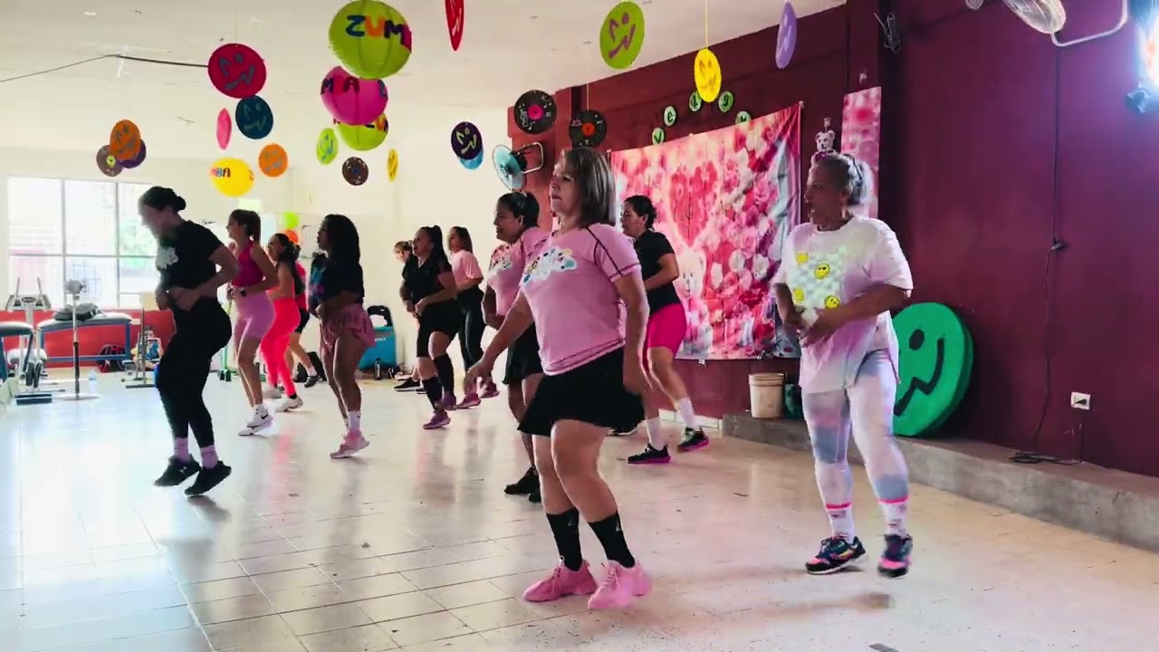 PIN PONG COREOGRAFÍA QUEBRADITA REMIX / LA FERCHITAP / ZUMBA 
