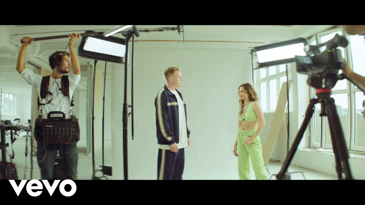Martin Jensen, Amber Van Day, N.F.I - Can't Come To The Phone (Official Video)