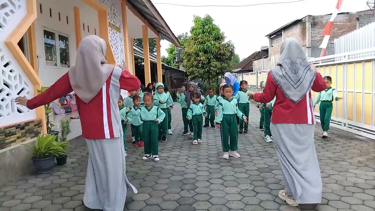 Senam Aku cinta indonesia KB Al Yusro♡♡♡ #AnakPAUD #sehat cerdas ceria♡