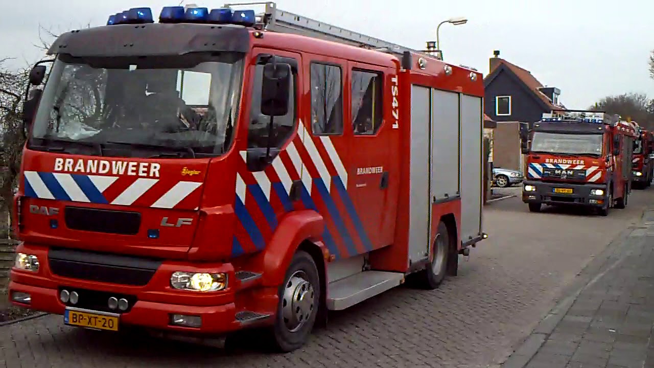 Archief PRIO 1TS47-1 TS46-1 AL46-1 Naar gebouwbrand Ridderkerk Pruimendijk