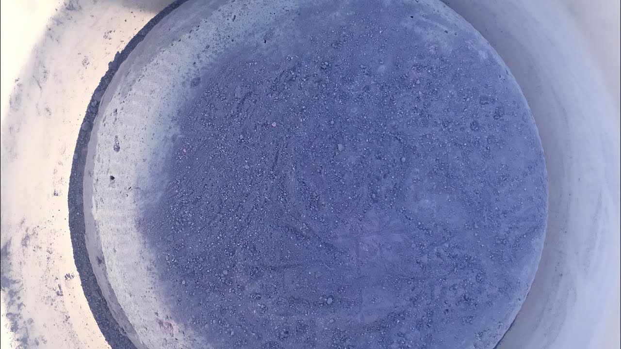 Giant cement cake dry crumbling asmr 🤩 oddly satisfying 💯 @asmrmentry
