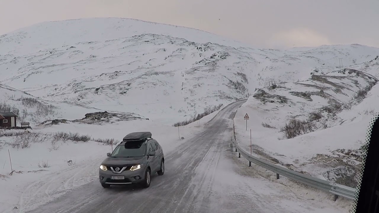 FV. 882 Breivikbotn mot Hasvik på Sørøya i Finnmark