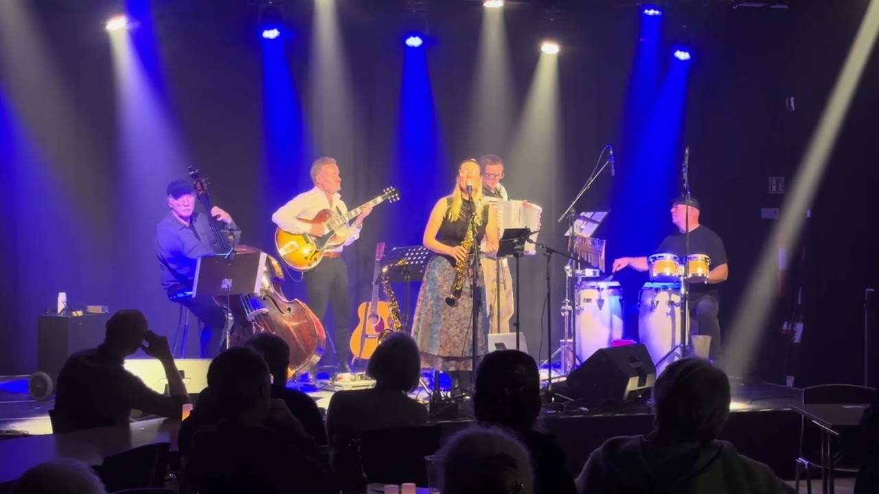 Løgn&Latin - Smuk som jord - Plantagehuset Thisted - 9. november 2025