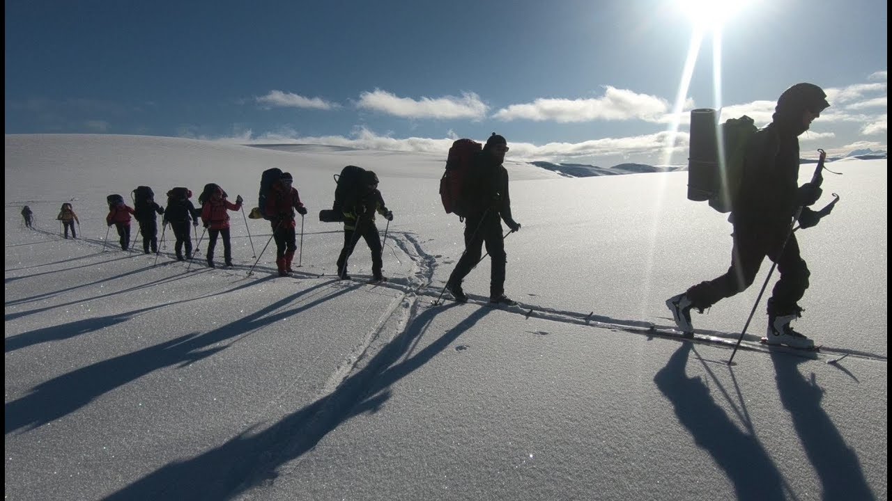 Josten på langs April 2018