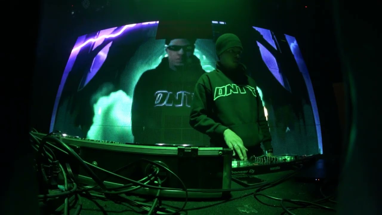 LIVESET - THUGGER - ED PESTE