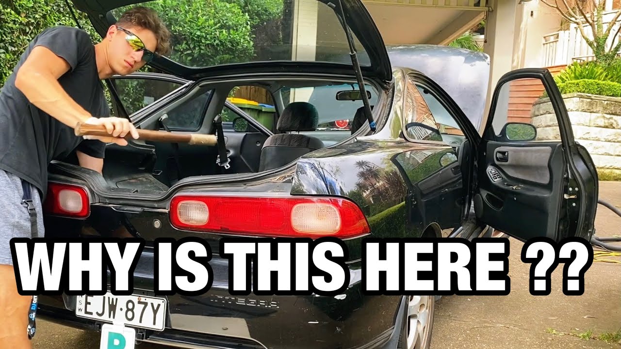 Cleaning the INTEGRA!! 20 years of dirt...
