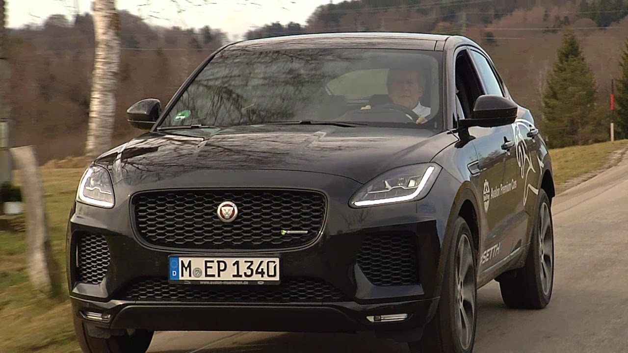 Autotest: E-PACE D180 First Edition
