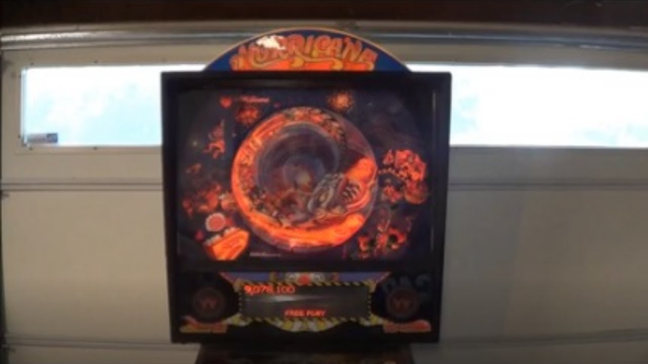 HURRICANE PINBALL MACHINE - BY WILLIAMS 1991