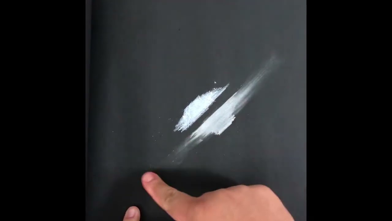 Diferencia entre lápiz de carbon graso y seco #dibujos #drawing #draw #artist #arte #art #charcoal