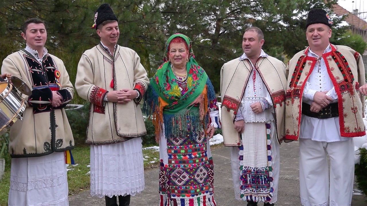 Florica Duma si grupul vocal Lica Samadau - Lasa-ne gazdoaie-n casa