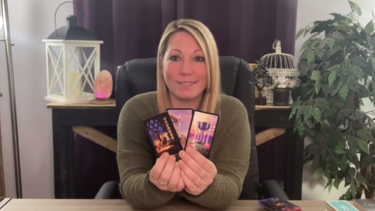 Cancer ♋️ Oh Wow! Check Out What You Are Manifestin ☀️ Love Tarot Reading