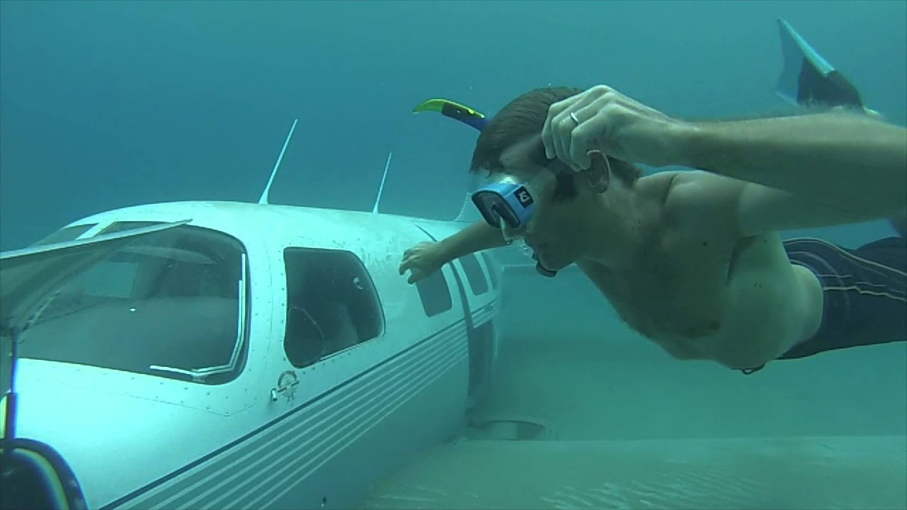 Exploration en apnée de l'avion de Mandelieu