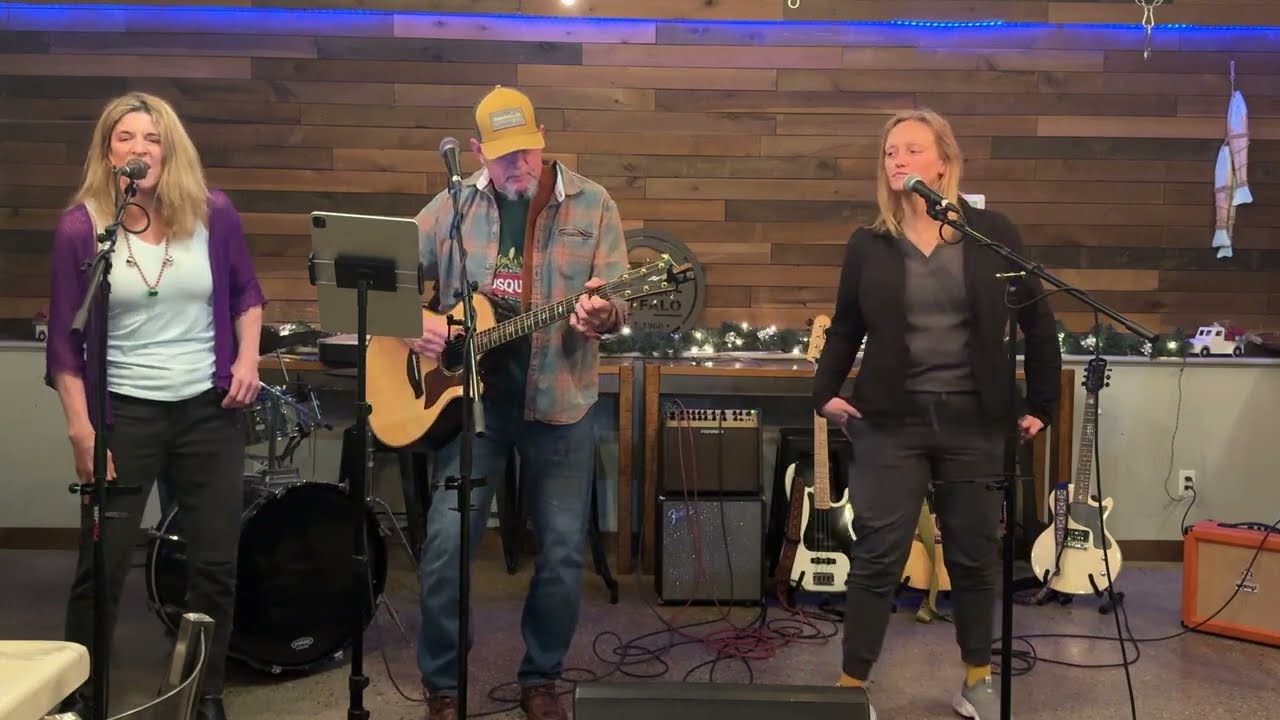 Mark, Mical, Gracie 5  December 17, 2025 @MobjackTavernOpenMic #mical #mark #gracie