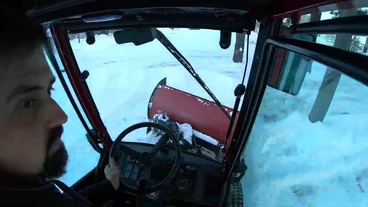 Antonio Carraro 4400HST Superpark Snow Plow