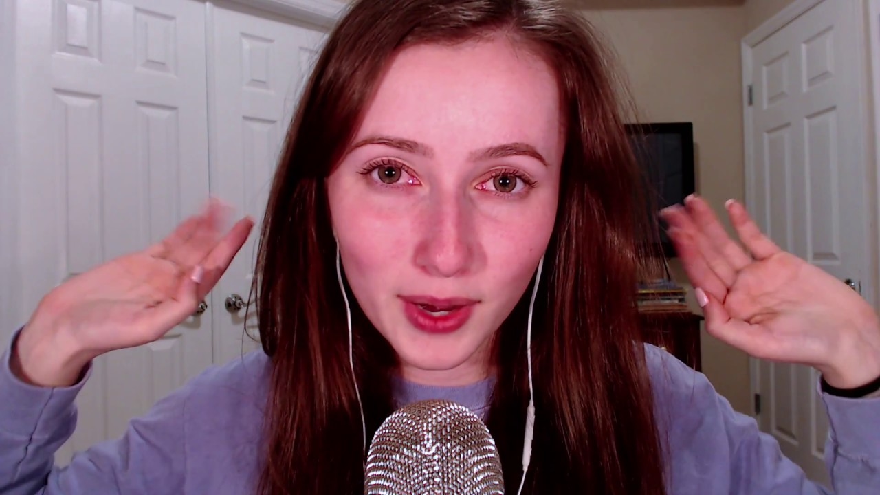ASMR 25+ Minutes of Up-Close Binaural Trigger Words SK, Nom nom & Hand Movements!!