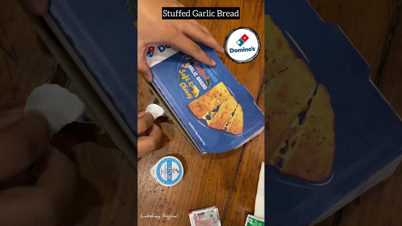 Stuffed Garlic Bread @DominosPizzaIndia  | #dominos  #garlicbread #JugnuChallenge
