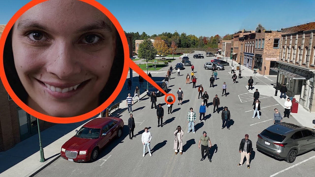 if you see everyone in your town SMILING at you, RUN away & Call 911!! (You are in DANGER)