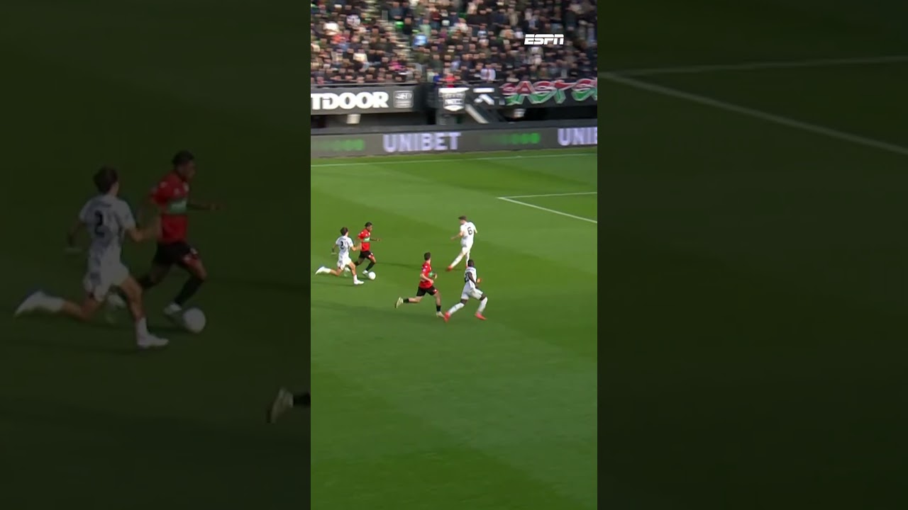 WERELDGOAL!🔥 Sontje Hansen met een SOLO vanaf eigen helft🤯