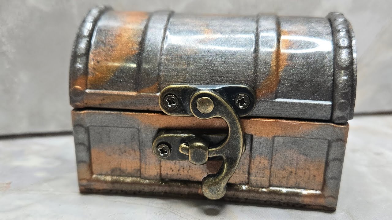 #76 DIY Resin Treasure Chest | How to Make a Functional Mini Chest with a Resin Mold from Temu