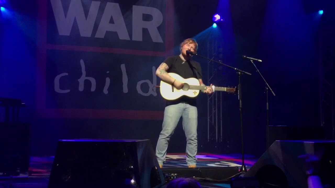 Ed Sheeran - Dive (Live for Warchild @ Indigo O2, London)