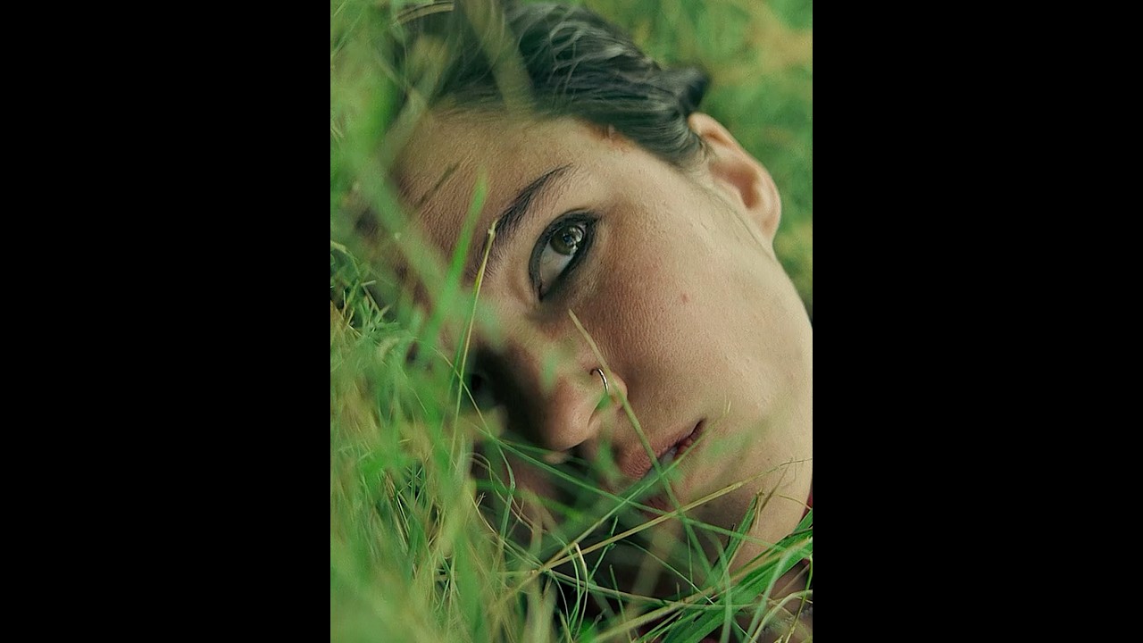 A maniac stalks his victim😱 