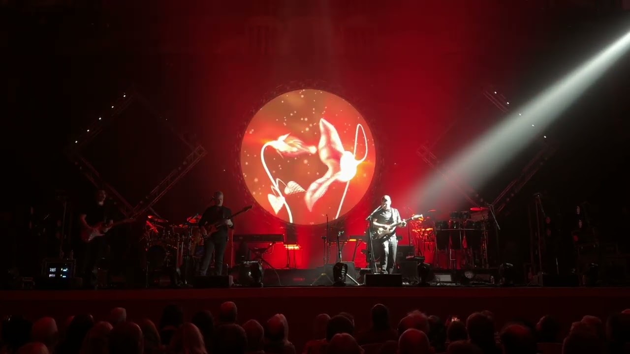 Brit Floyd Goodbye Blue Sky - Empty Spaces - What Shall We Do Now? Demontfort Hall Leicester 4/3/25
