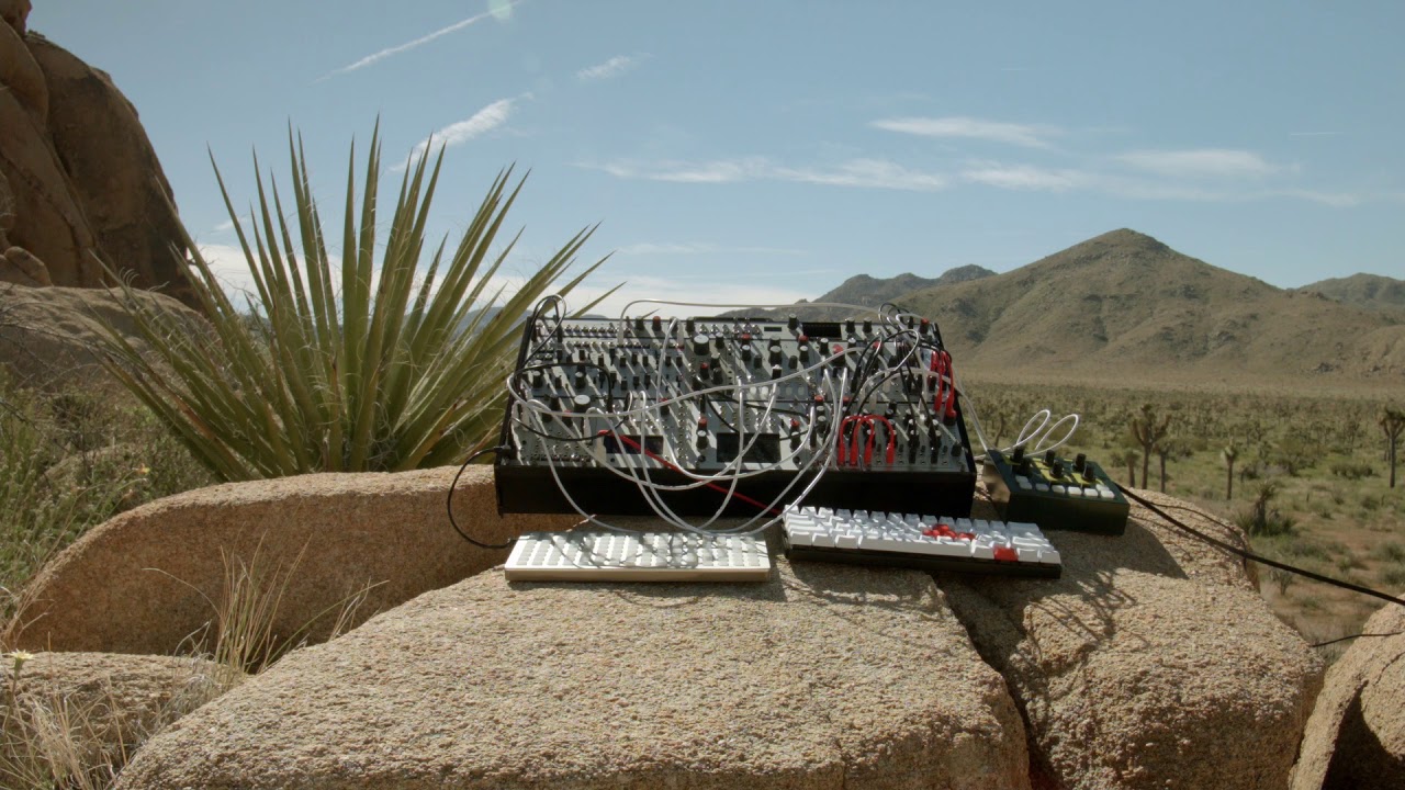4.7.19 // Ambient Modular Synth