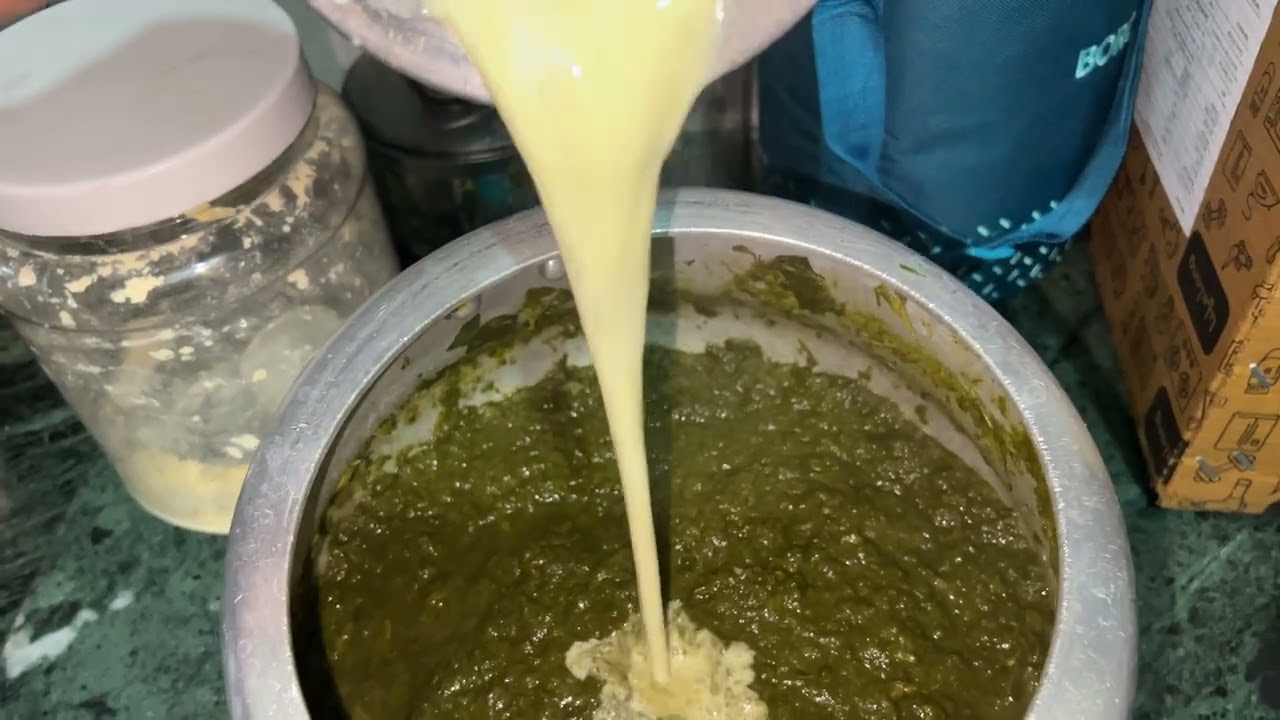 Desi style hara saag 😋#recipe #food #saagrecipe #cooking #easyrecipe 