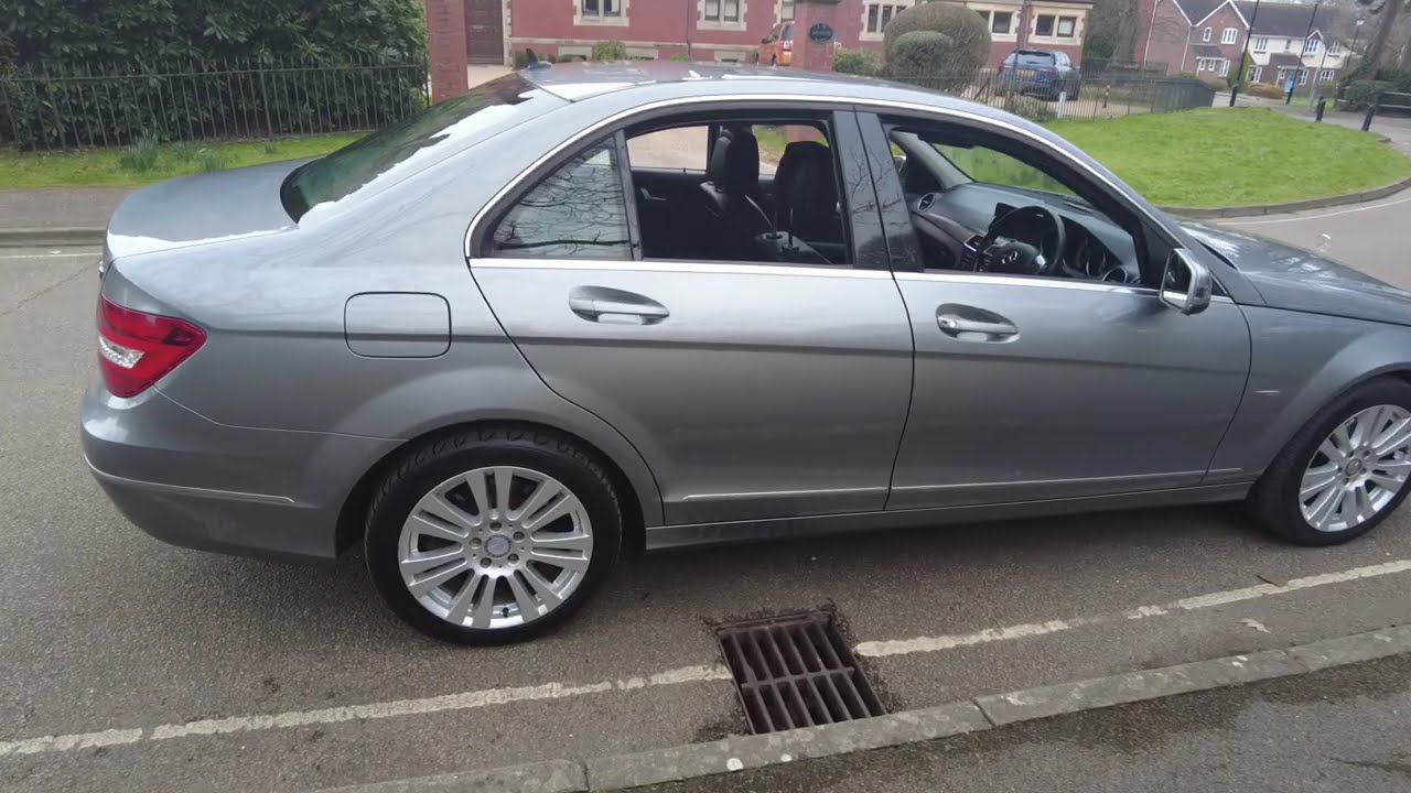 2012 Mercedes-Benz C Class 2.1 C220 CDI BlueEfficiency Elegance Saloon 4dr Diesel G-Tronic+ (170 ps)