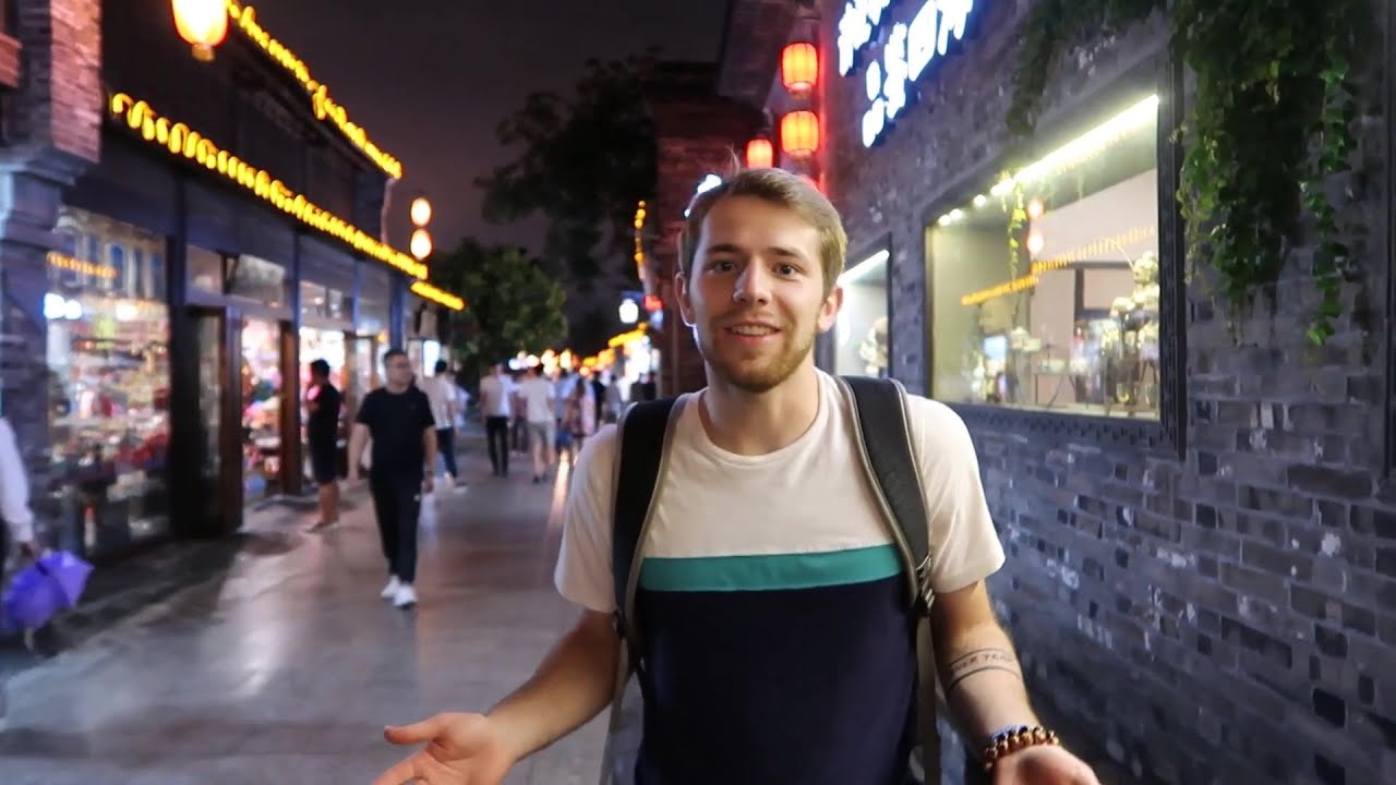 Exploring Yangzhou, China (my first vlog)