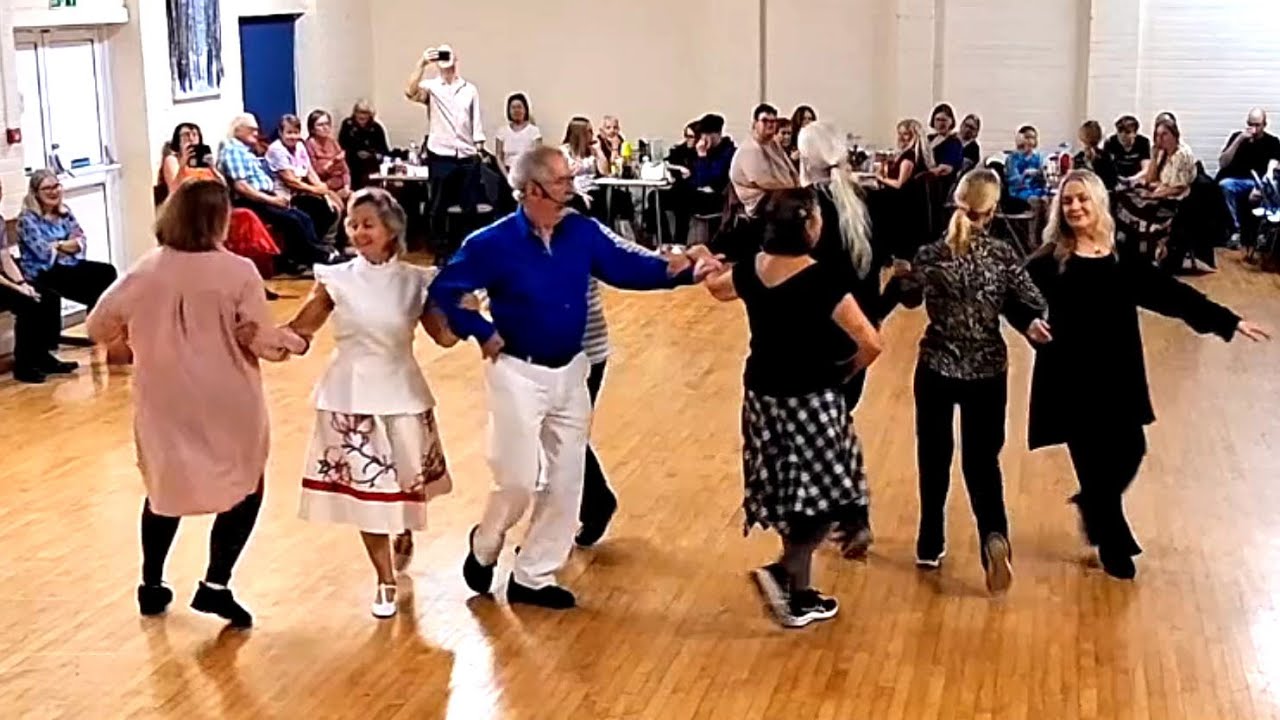 Banjos in Love & Chinese Fan Square Dance