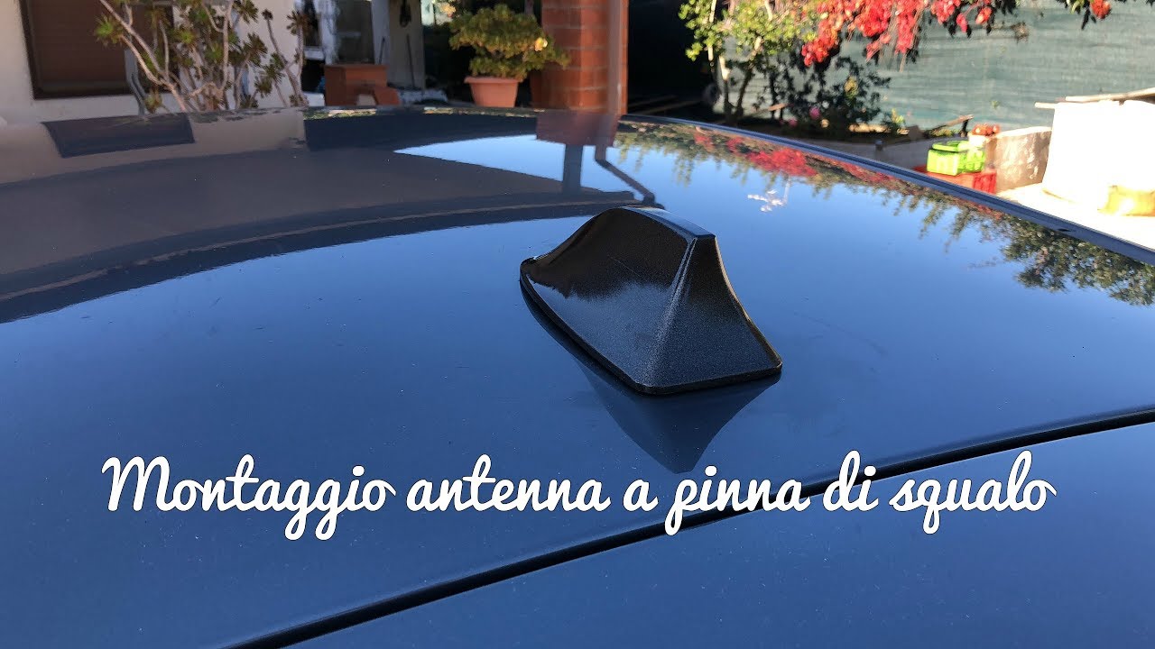 Montaggio antenna a pinna di squalo universale