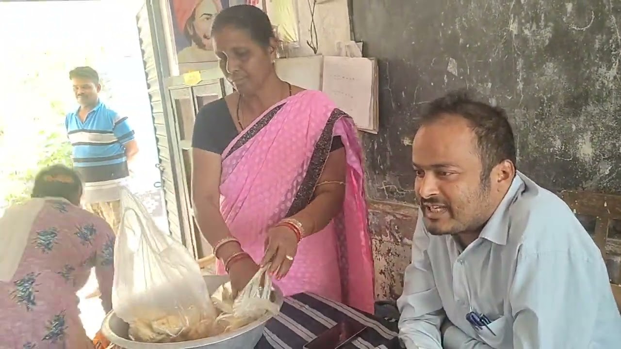 ଛାତ୍ରଛାତ୍ରୀଙ୍କୁ ଜଳଖିଆରେ ବରା, ସିଙ୍ଗିଡା, ପୁରୀ, ଗୁଲୁଗୁଲା ତରକାରୀ ପାର୍ଟି ଦିଆଗଲା ।16.2.26 ଜୟ ଶ୍ରୀଜଗନ୍ନାଥ 🙏