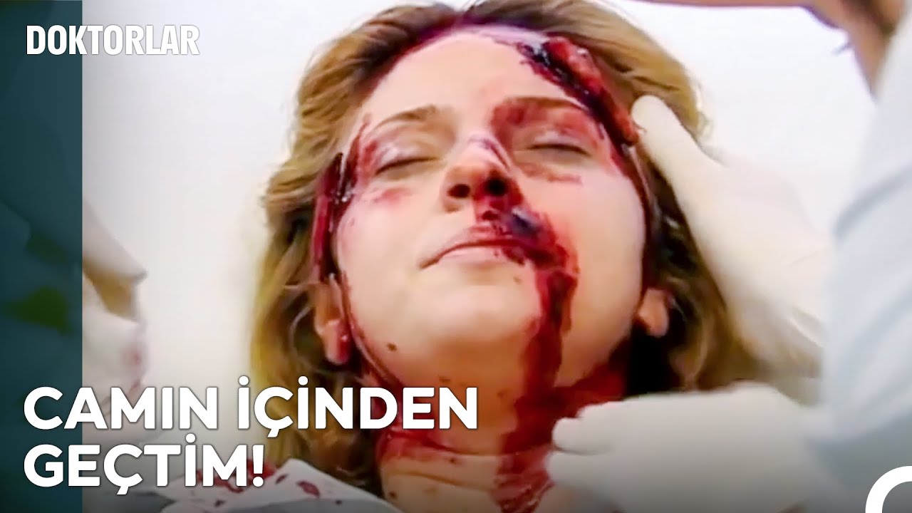 Araba, Son Hız Gen&ccedil; Kadına &Ccedil;arptı! - Doktorlar