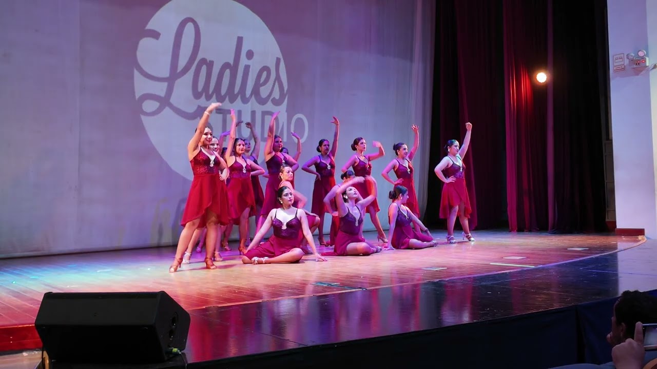 Coreográfico salsa  - Cris Gamboa