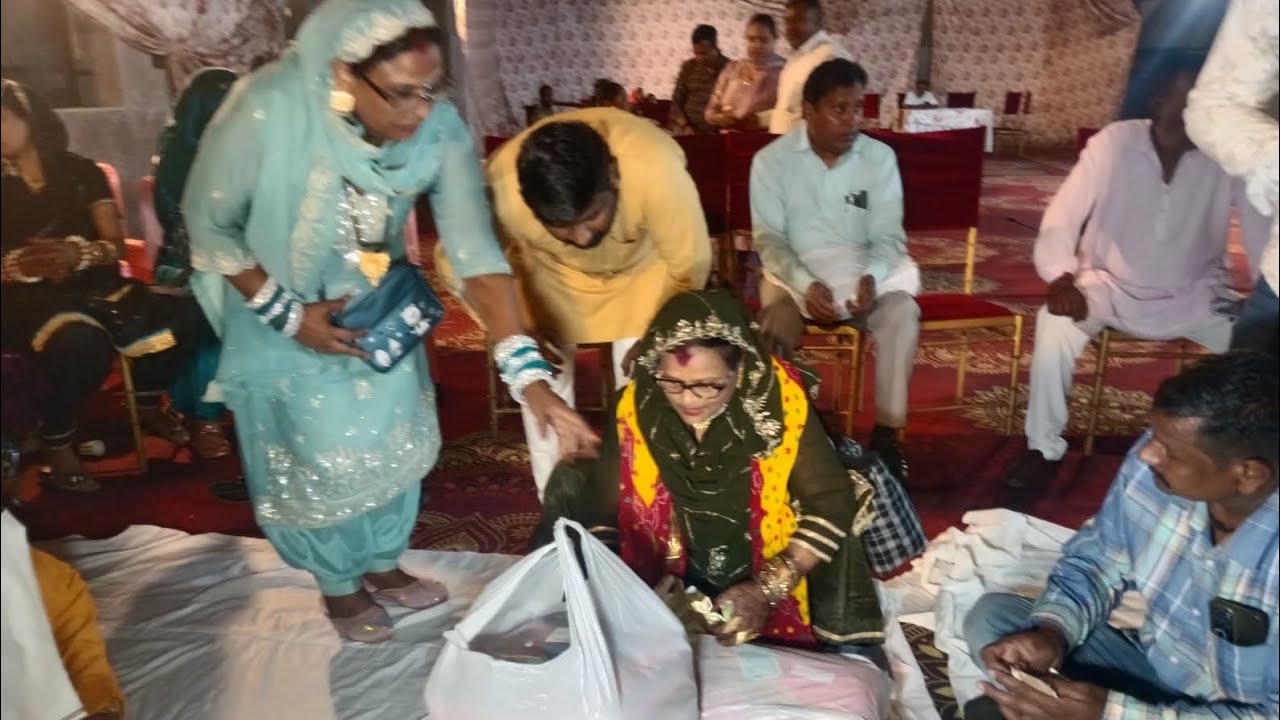 Mummy Papa gaye shadi mein #shadi #shadi vlog #rashi #gagat #rashigagat #vlog 