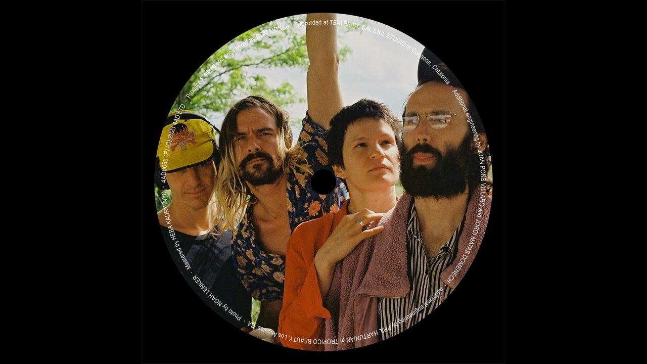 Big Thief &ndash; Vampire Empire