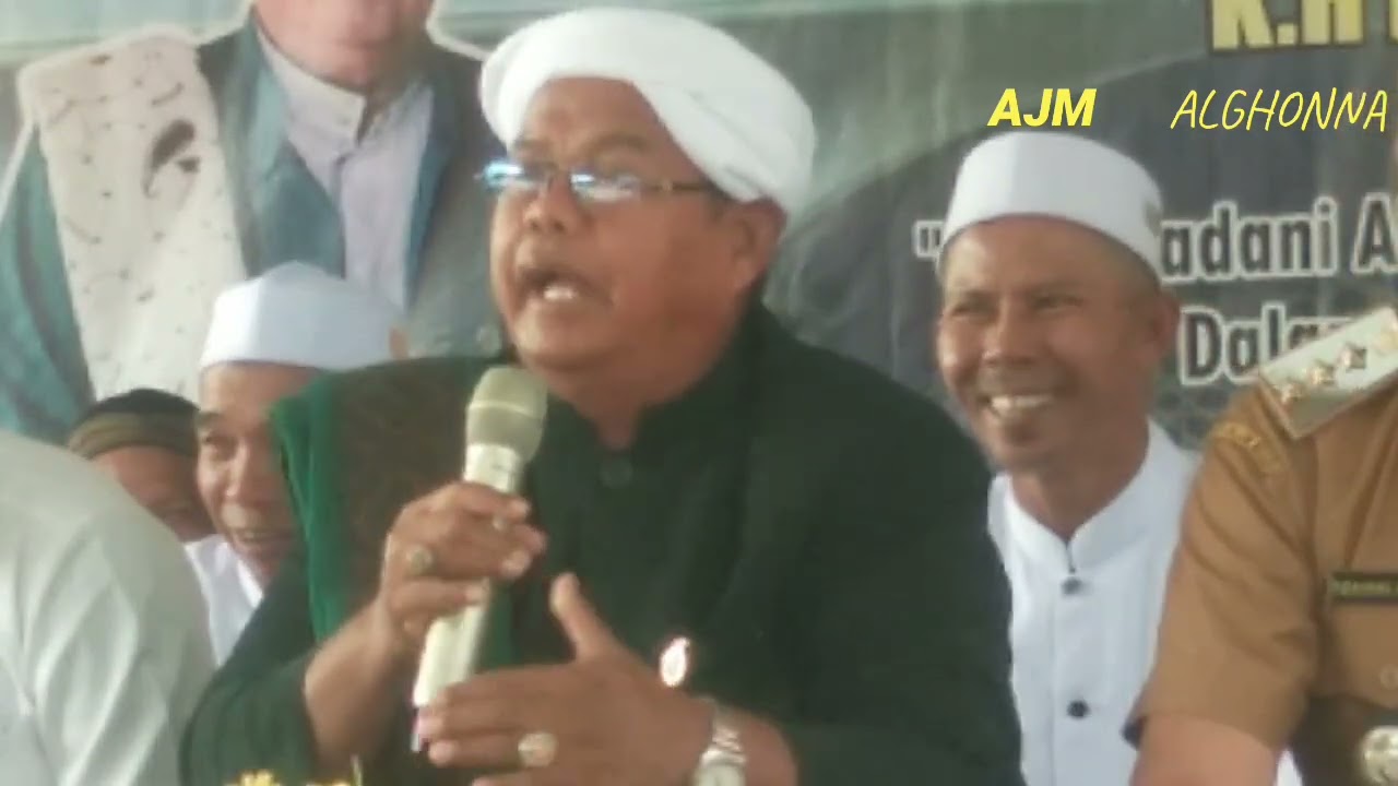 KH GURU BAHRAN JAMIL (acra maulid diDesa Bawah sawo jorong)langgar taufiqurrahman)
