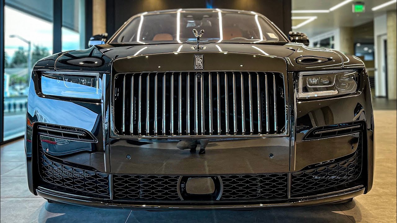 2023 Rolls Royce Ghost Black Badge is $500000 *EXTRAORDINARY LUXURIOUS SEDAN* Walkaround Review