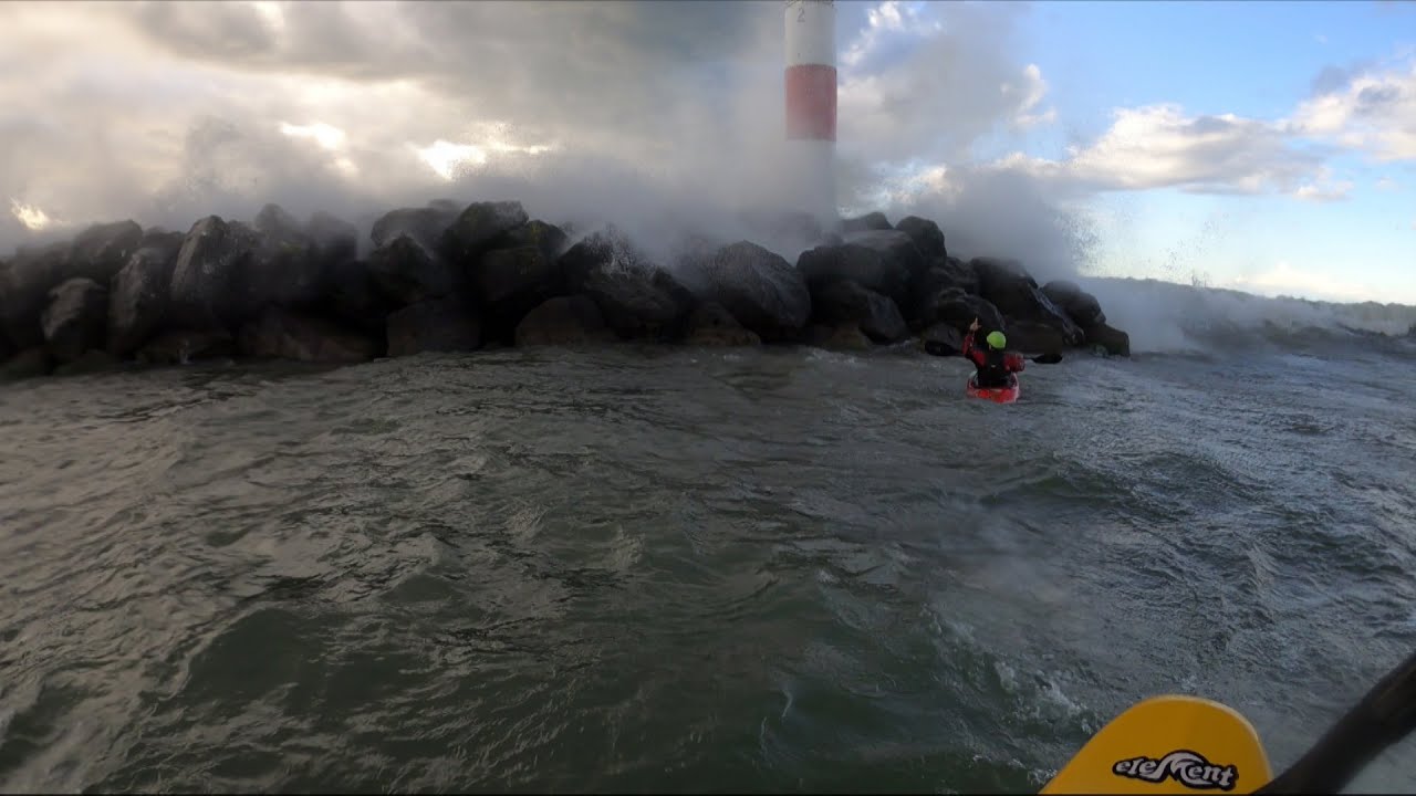 12 Ft Waves | Kayak Surfing | Shred Vlog