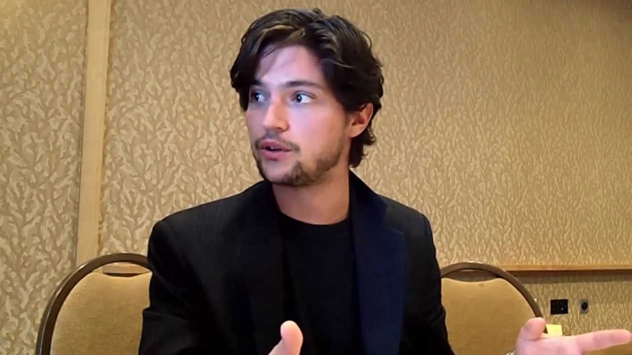 Interview With Thomas McDonell of The CW's The 100 at Comic-Con 2013