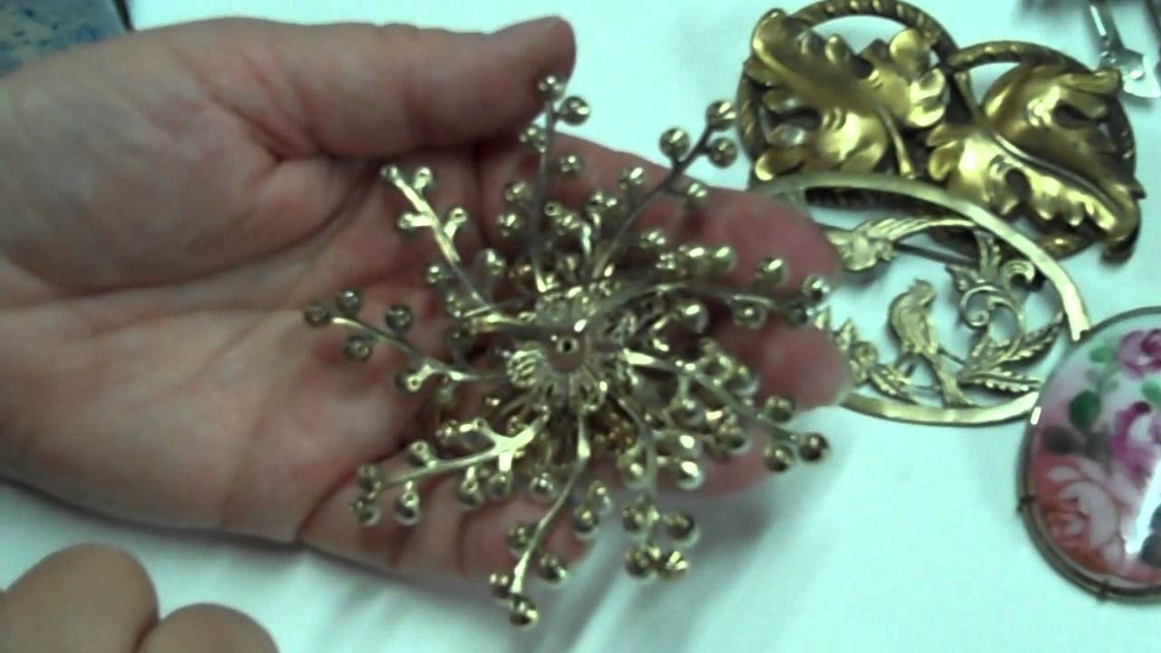 Learning About Vintage Jewelry: Design Muse, Income Stream vs. Repurposing | B'Sue Boutiques