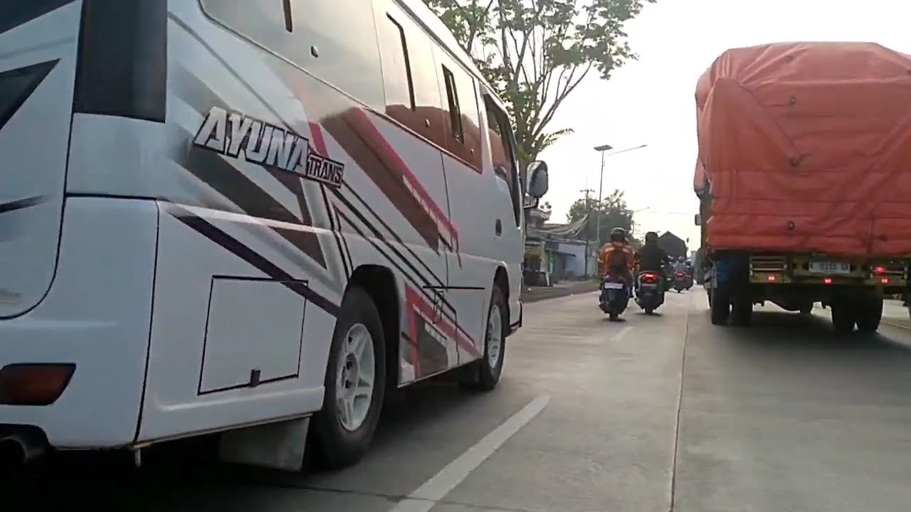 Vlog Siang Hari Perjalanan Di Jalan Raya Jawa Timur 