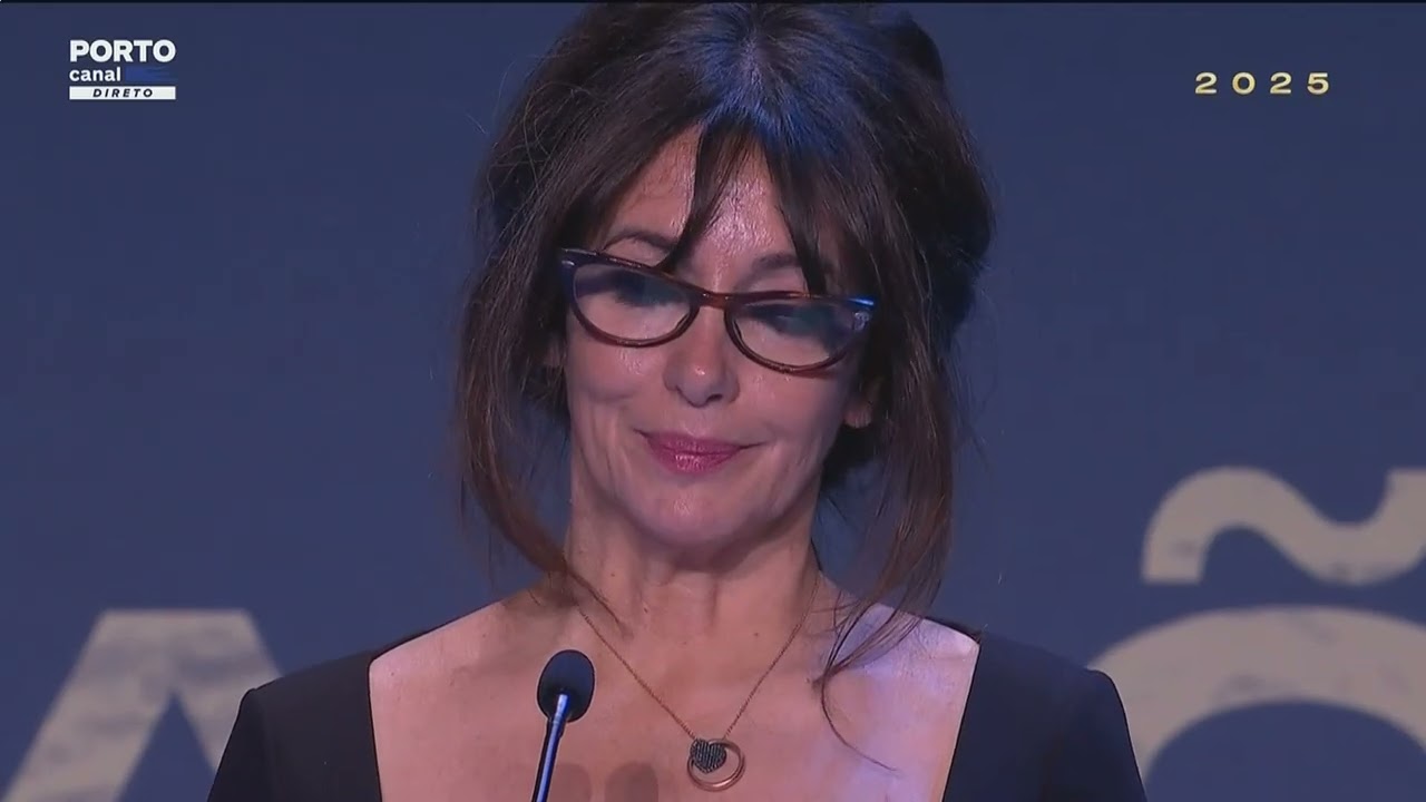 Notável e tocante discurso da viúva de Jorge Costa na gala dos Dragões.