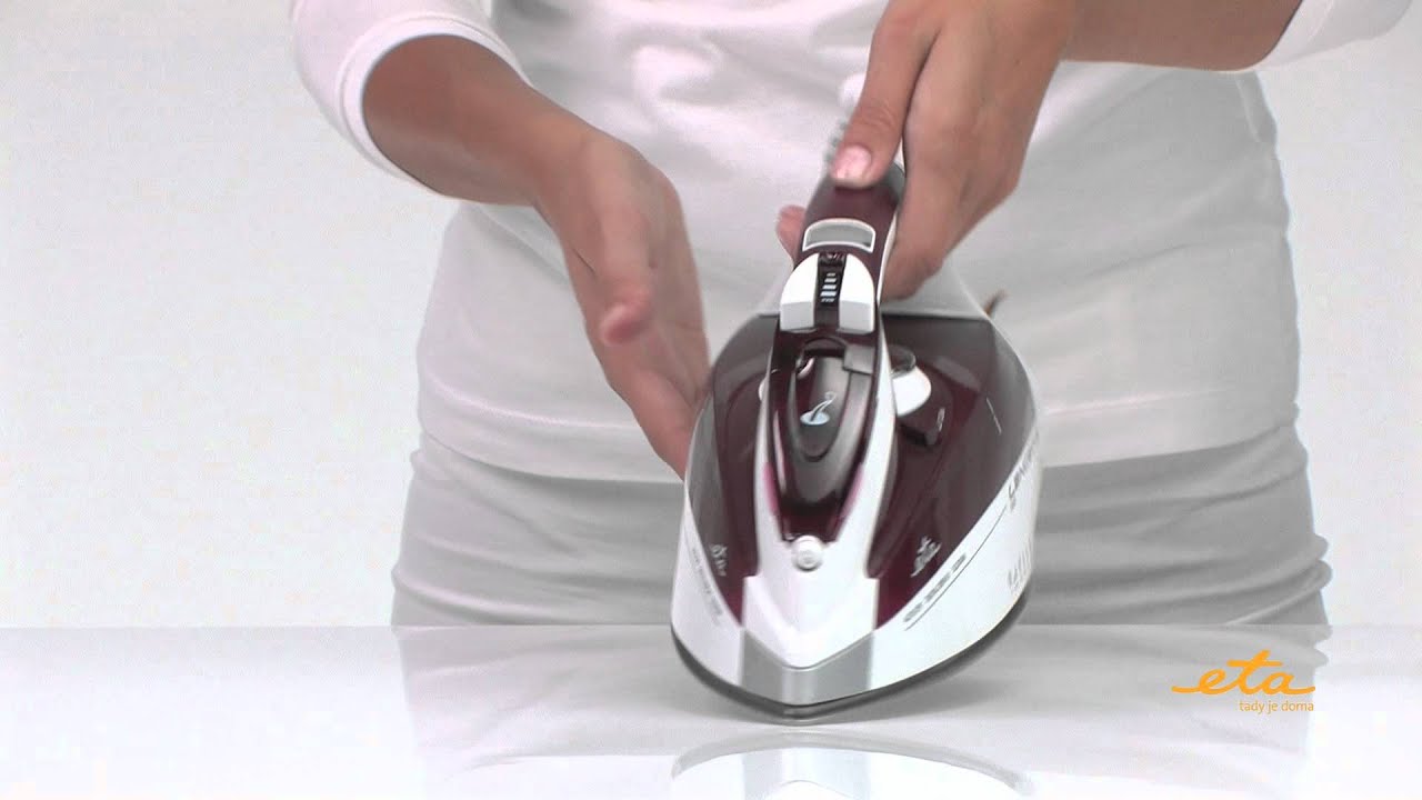 ETA LANCETTA DIGI Napařovací žehlička