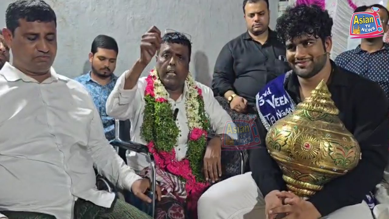 Bamas Akhada Me Veer Telangana Kesri Pahelwaan Mustafa Bin Ali BaharmoosKo Felicitate Kiya Gaya