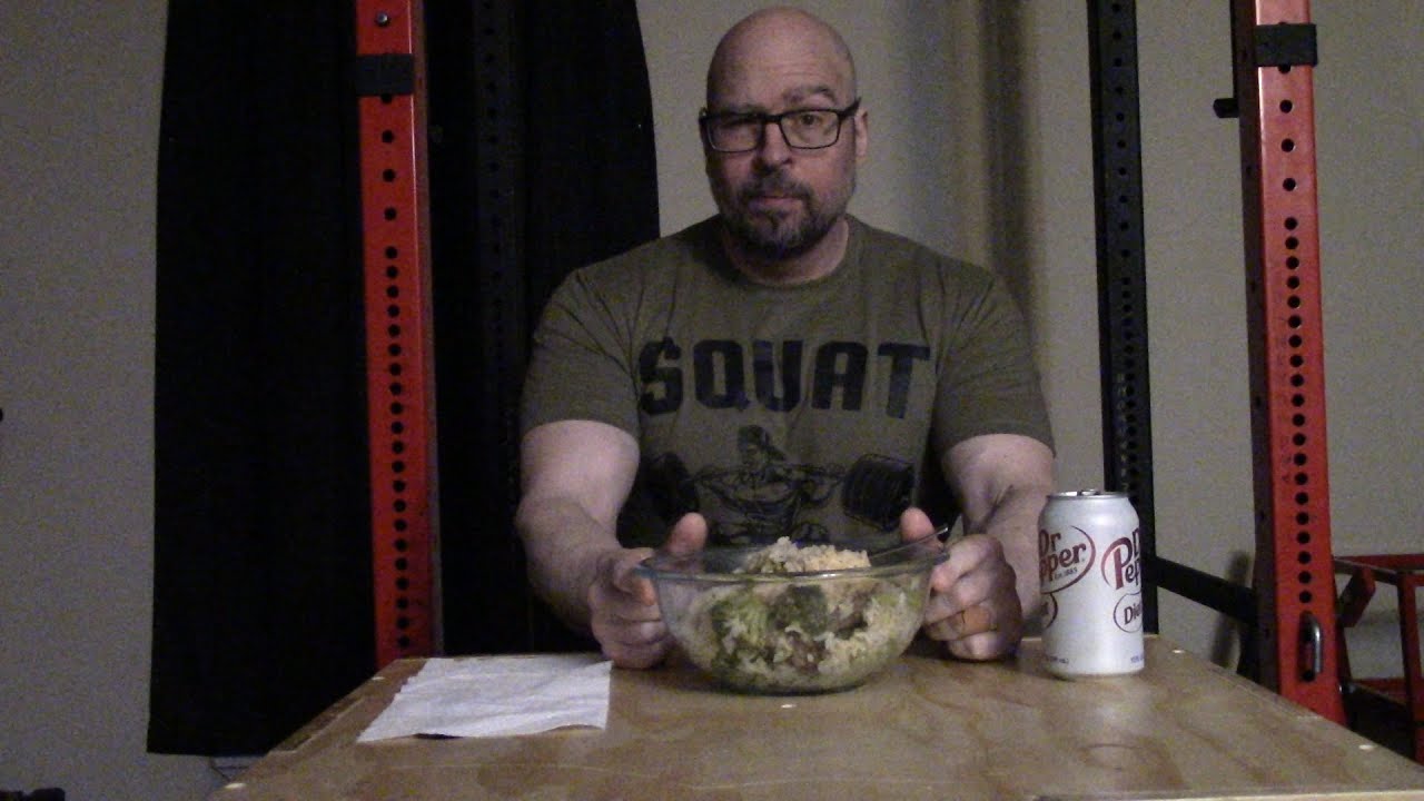 Revisiting the Novice Strength Standard Of 225 Bench, 315 Squat & 405 Deadlift!