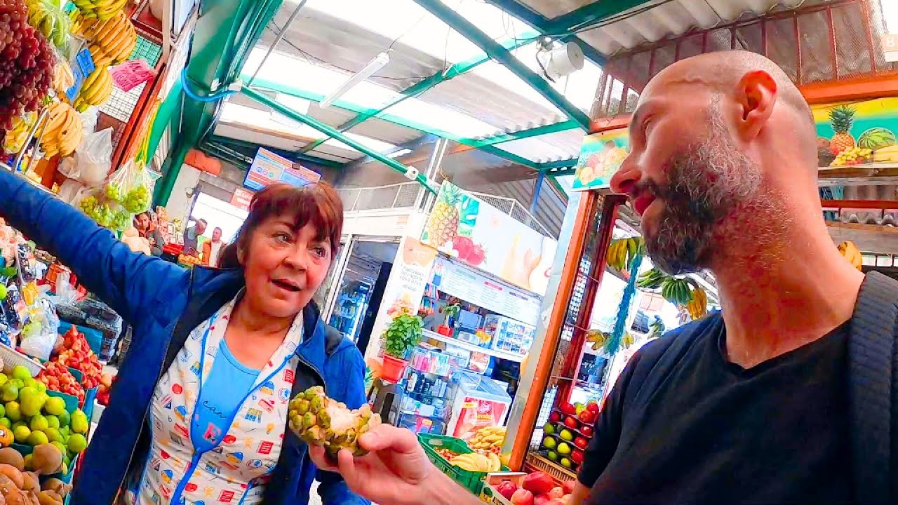 Trying Colombian Fruits + Taxi Protests in Bogotá🇨🇴